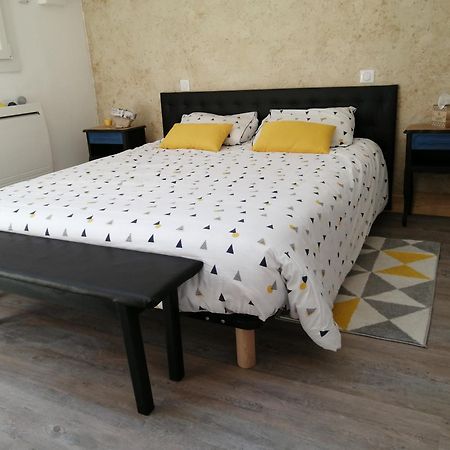 Bed and Breakfast La Basse Monniere Sevremont Habitación foto