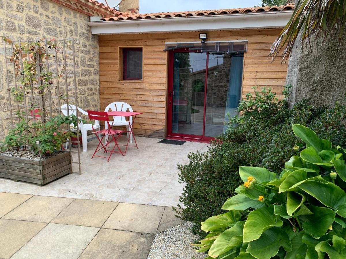 Bed and Breakfast La Basse Monniere Sevremont Exterior foto